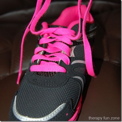 shoelaces pink
