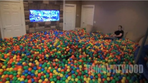 giant ball pit